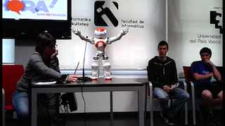 Ixa taldeak Nao eta Tartalo robot bertsolariak aurkeztu ditu